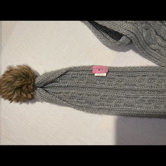Girls scarf - grey / tan puff fur ball - Picture 3 of 4